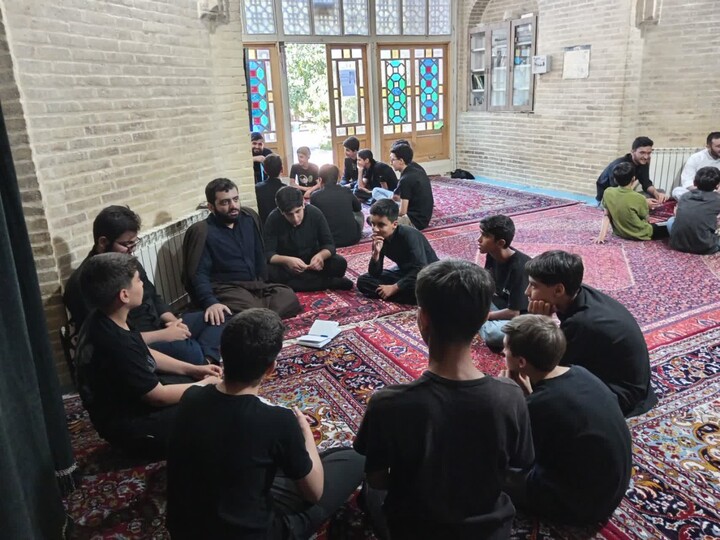 تصاویر / اردوی نخبگانی حفظ قرآن کریم در تویسرکان