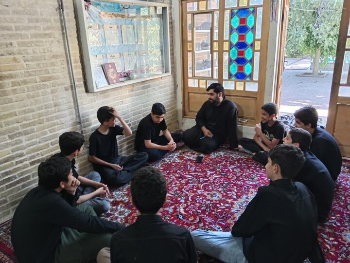 تصاویر / اردوی نخبگانی حفظ قرآن کریم در تویسرکان