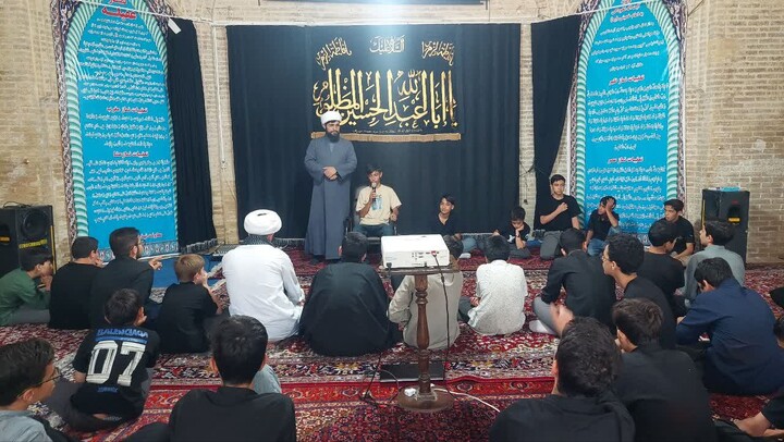 تصاویر / اردوی نخبگانی حفظ قرآن کریم در تویسرکان
