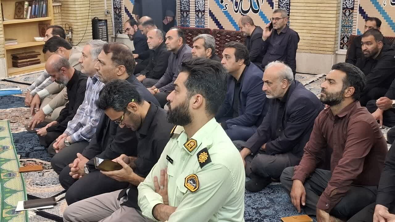 لزوم تجهیز فیبرنوری و راه اندازی کاروان خدمت در شهرها و روستاهای کاشان/میزبانی از کاروانهای عزادار رهبرشهید نباید فراموش شود