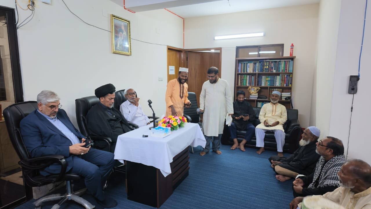বাংলাদেশে ইরানের সর্বোচ্চ নেতার কার্যালয়ের প্রতিনিধির সঙ্গে স্থানীয় মুবাল্লিগদের মতবিনিময় সভা অনুষ্ঠিত