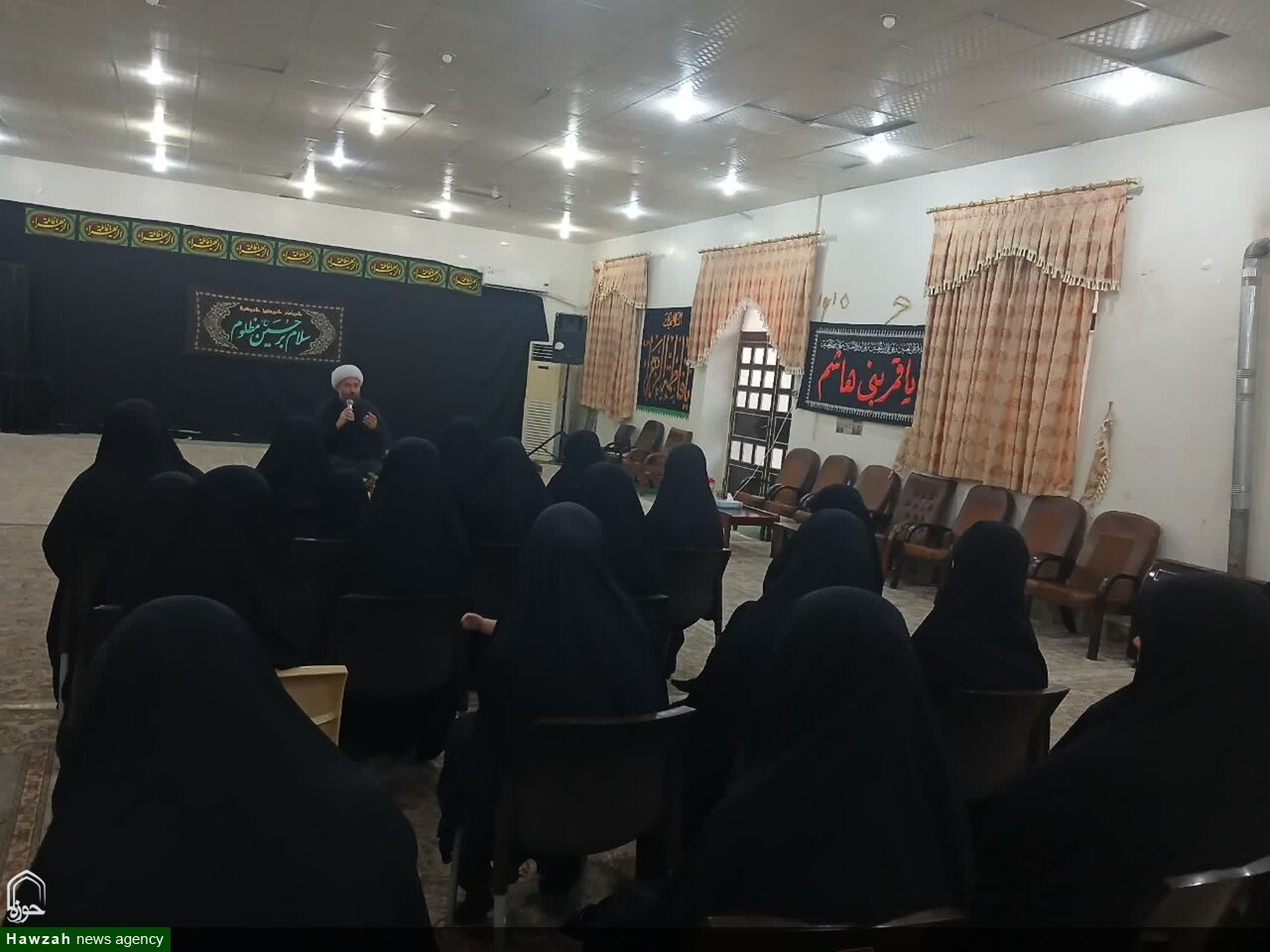 نشست فرهنگی ـ بصیرتی در مدرسه علمیه الزهرا(س) مسجدسلیمان