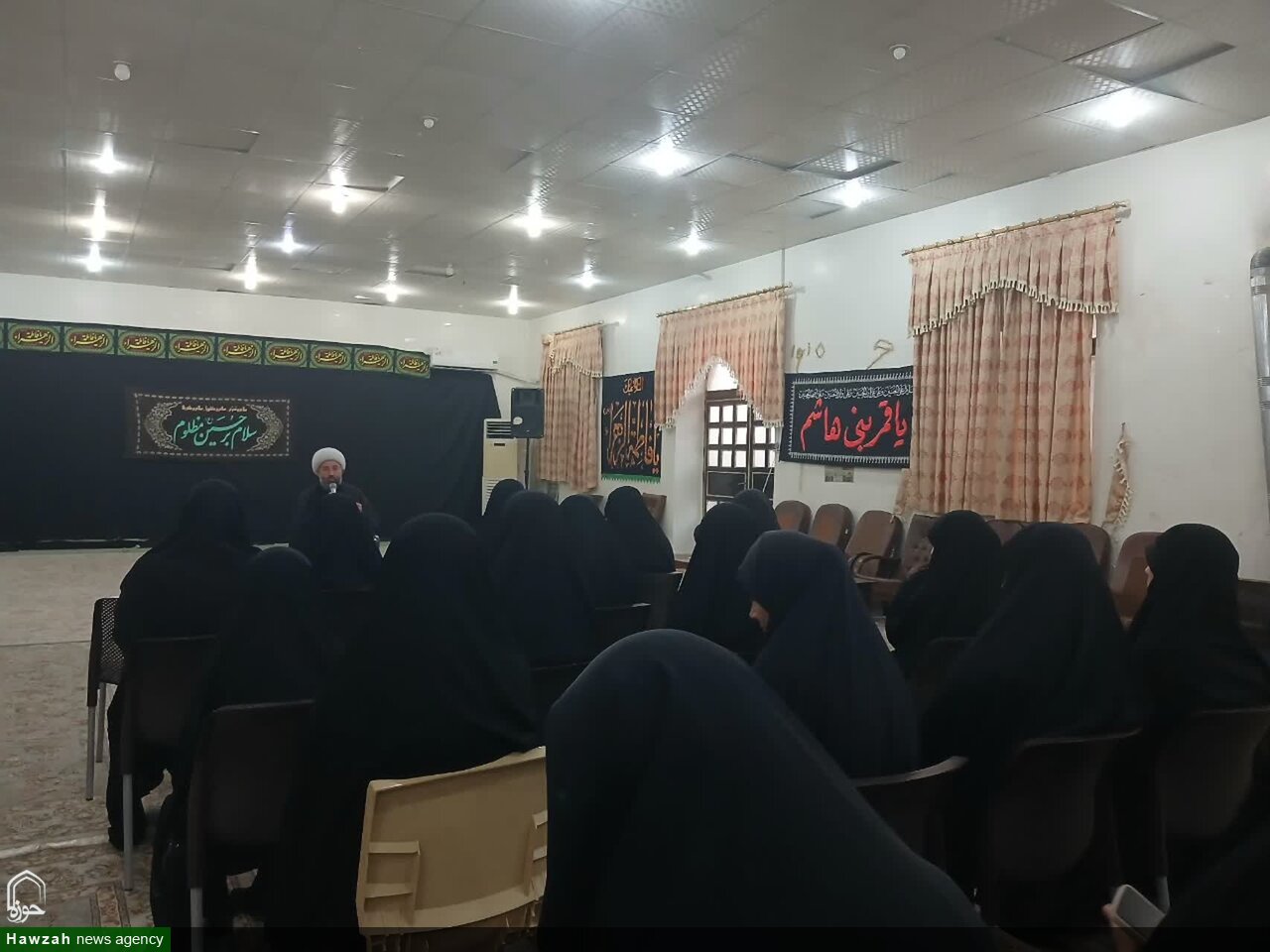 نشست فرهنگی ـ بصیرتی در مدرسه علمیه الزهرا(س) مسجدسلیمان