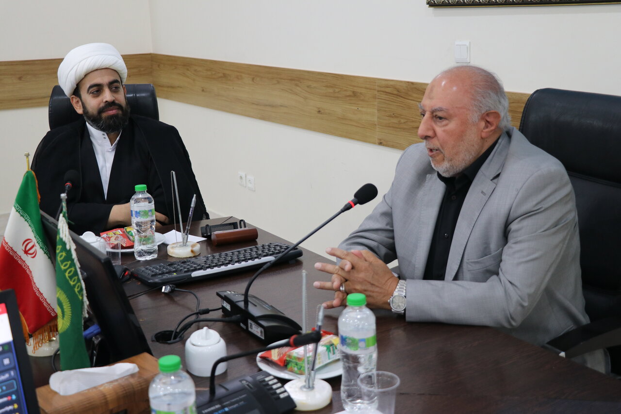 رهبر شهید در هدایت نیروهای انقلابی نقش‌آفرین بودند//رهبر شهید زمینه‌ساز تربیت نسل مؤمن و انقلابی بودند