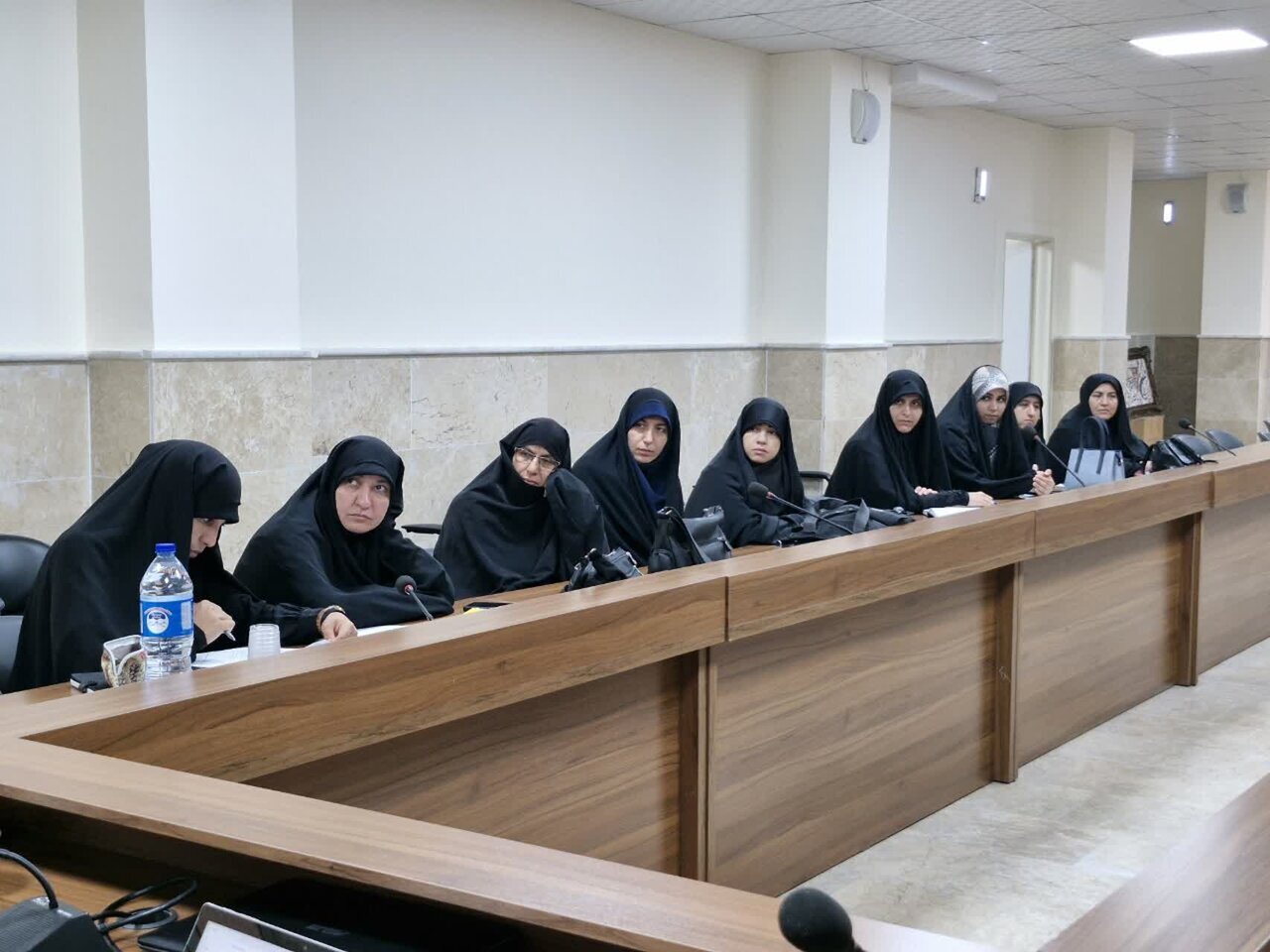 В Голестане состоялось первое специализированное заседание научной группы «Женщина и Сопротивление»