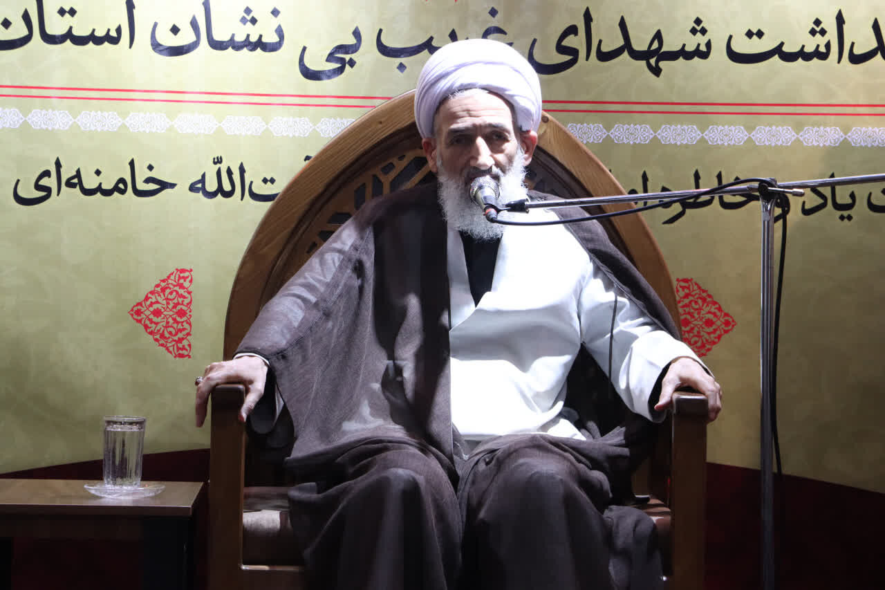 حضور میلیونی در تشییع پیکر مطهر رهبر شهید، نشانه‌ پویایی انقلاب است