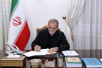 مردم ایران صحنه‌ها و لحظات این تشییع با شکوه را فراموش نخواهند کرد