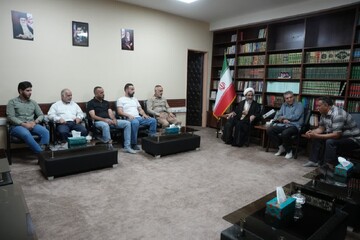 تقدیر امام جمعه فردیس از خدمات موکب‌داران عراقی در جنگ رمضان