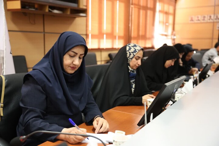 تصاویر / نشست خبری فرمانده سپاه همدان درباره برنامه‌های تشییع رهبر شهید انقلاب
