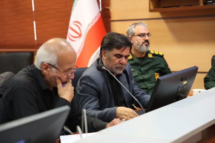 تصاویر / نشست خبری فرمانده سپاه همدان درباره برنامه‌های تشییع رهبر شهید انقلاب