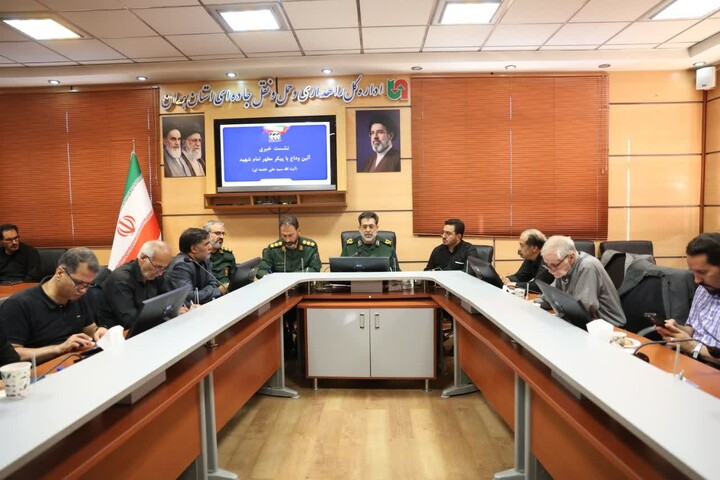 تصاویر / نشست خبری فرمانده سپاه همدان درباره برنامه‌های تشییع رهبر شهید انقلاب