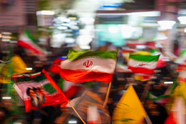تصاویر/ تجمع باشکوه مردم نیروگاه قم در چله سوم شهادت قائد امت و شهدای جنگ رمضان
