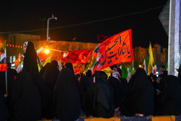 تصاویر/ تجمع باشکوه مردم نیروگاه قم در چله سوم شهادت قائد امت و شهدای جنگ رمضان
