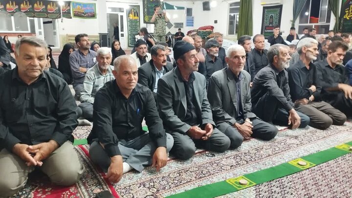 تصاویر/ حضور امام جمعه میاندوآب در روستای حاجی‌بهزاد جهت رسیدگی به مسائل فرهنگی