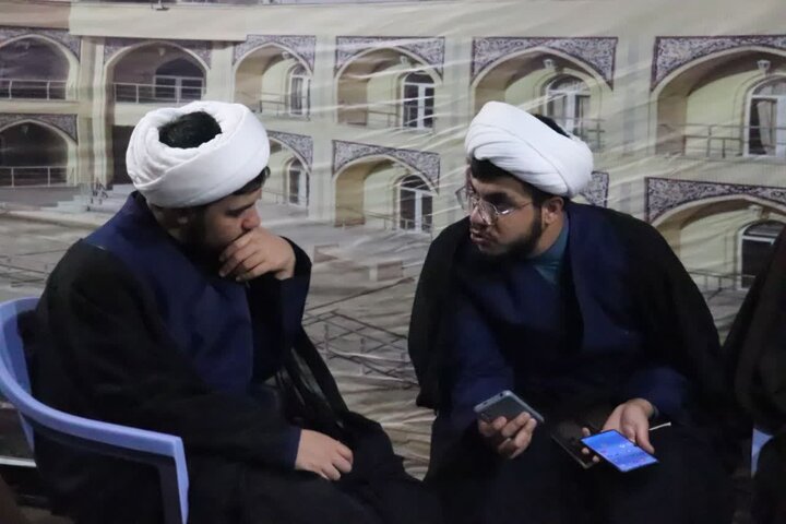 تصاویر/ استمرار فعالتی قرارگاه خدمت رسانی مدرسه علمیه قرآنی قائد شهید امام خامنه‌ای  ارومیه