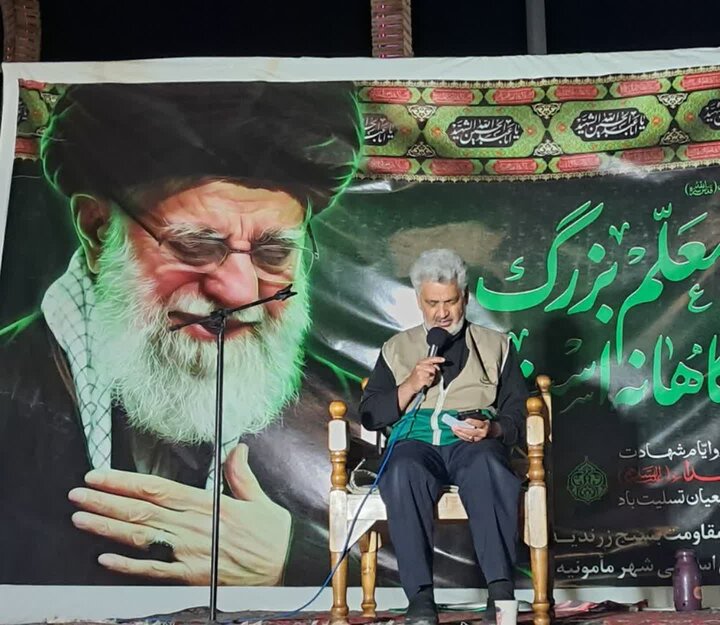تصاویر/صد و بیست و سومین شب حضور مردم ولایتمدار زرندیه در تجدید بیعت با آرمان‌های انقلاب