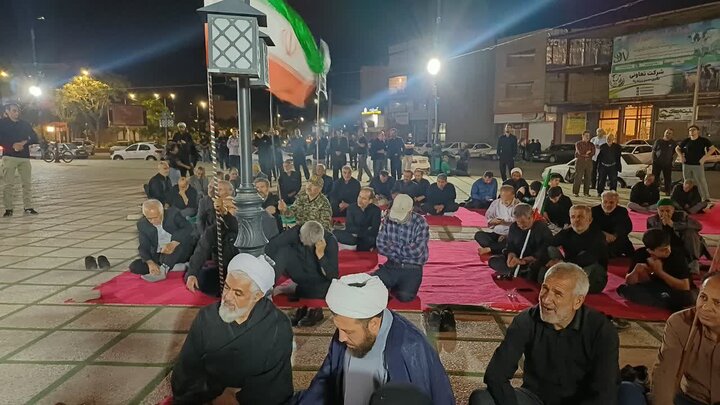 تصاویر/صد و بیست و سومین شب حضور مردم ولایتمدار زرندیه در تجدید بیعت با آرمان‌های انقلاب