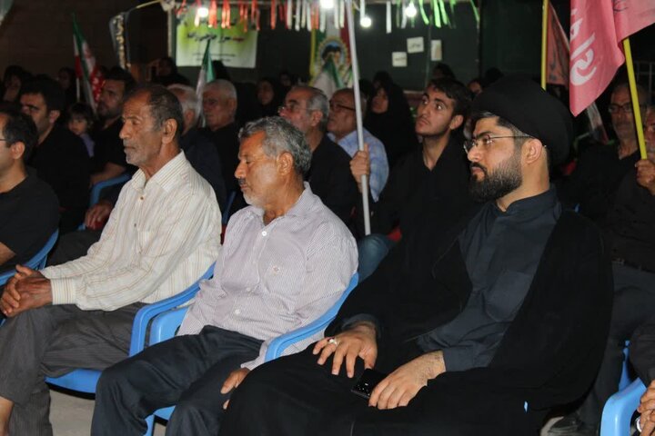 تصاویر/ مردم بندر ریگ پای کار نظام و رهبری