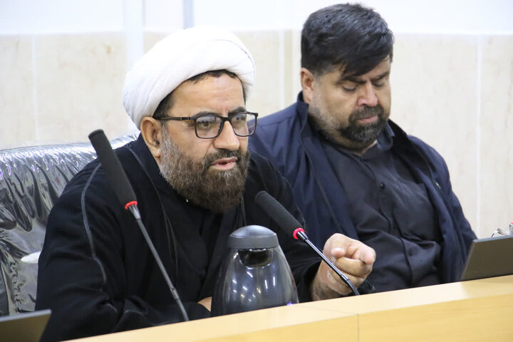 تصاویر| نشست ماهانه مدیران مدارس علمیه استان اصفهان