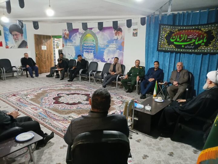 تصاویر/ برگزاری جلسه ویژه تشییع امام شهید (ره) در دفتر امام‌جمعه دابودشت