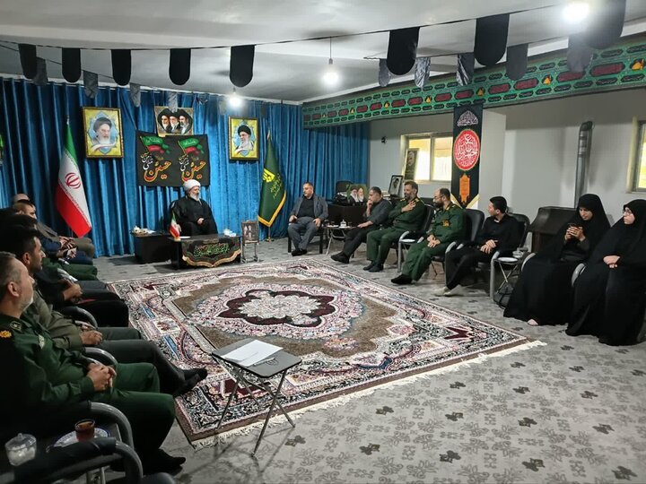 تصاویر/ برگزاری جلسه ویژه تشییع امام شهید (ره) در دفتر امام‌جمعه دابودشت