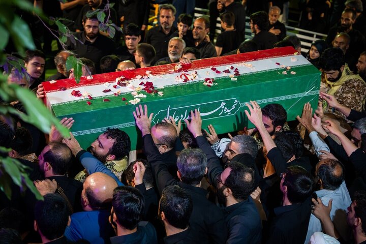 تصاویر/ مراسم وداع با همسر شهید رهبر معظم انقلاب