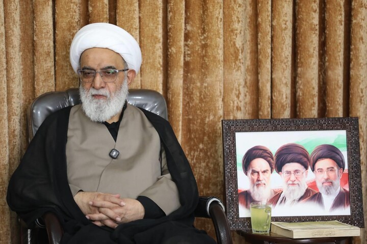 دین کی مؤثر تبلیغ صرف علم سے نہیں بلکہ عمل اور کردار سے ہوتی ہے