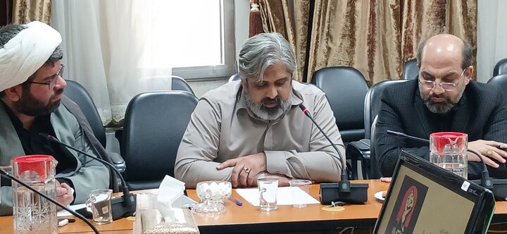 خونخواهی رهبر شهید، مسئولیت امت اسلامی است