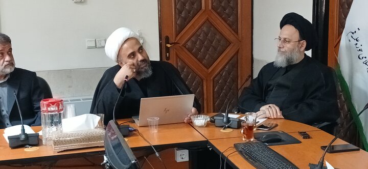 تشییع رهبر شهید، نماد وحدت و اقتدار امت اسلامی است