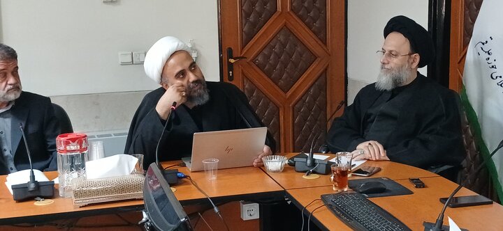 تشییع رهبر شهید، نماد وحدت و اقتدار امت اسلامی است