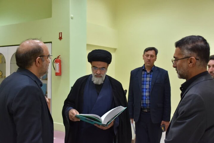 تصاویر / همکاری تبلیغات اسلامی و کتابخانه های عمومی برای گسترش فرهنگ کتابخوانی در آذربایجان شرقی