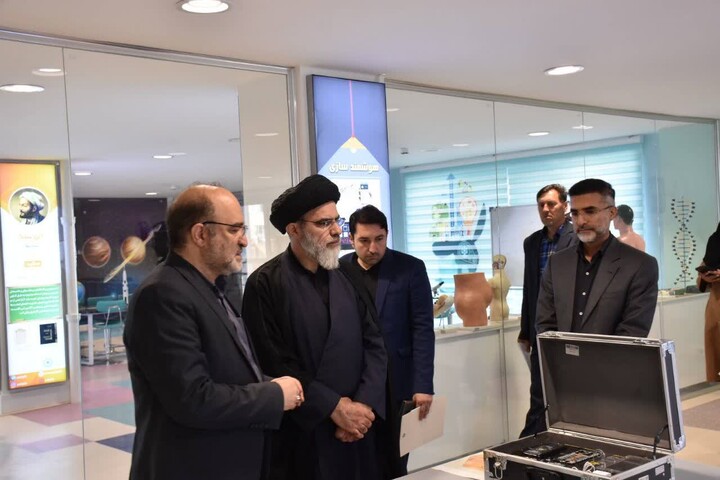 تصاویر / همکاری تبلیغات اسلامی و کتابخانه های عمومی برای گسترش فرهنگ کتابخوانی در آذربایجان شرقی