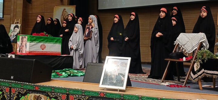 تصاویر همایش «رستاخیز زنان نوغان» در مشهدمقدس