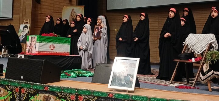 تصاویر همایش «رستاخیز زنان نوغان» در مشهدمقدس