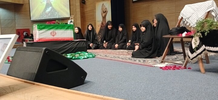 تصاویر همایش «رستاخیز زنان نوغان» در مشهدمقدس