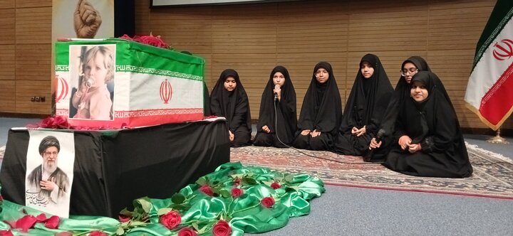 تصاویر همایش «رستاخیز زنان نوغان» در مشهدمقدس