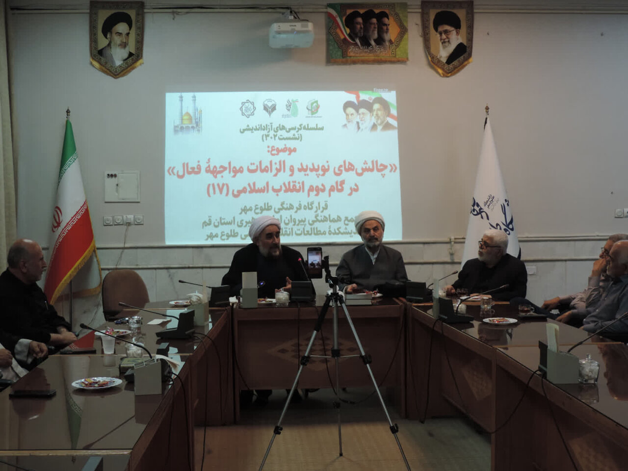 دوقطبی‌سازی جدید، سبب ضعف اقتدار نظام می شود