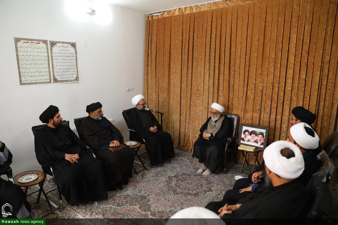 دیدار مدیران حوزه علمیه سیستان و بلوچستان با آیت الله محمدمهدی شب‌زنده دار