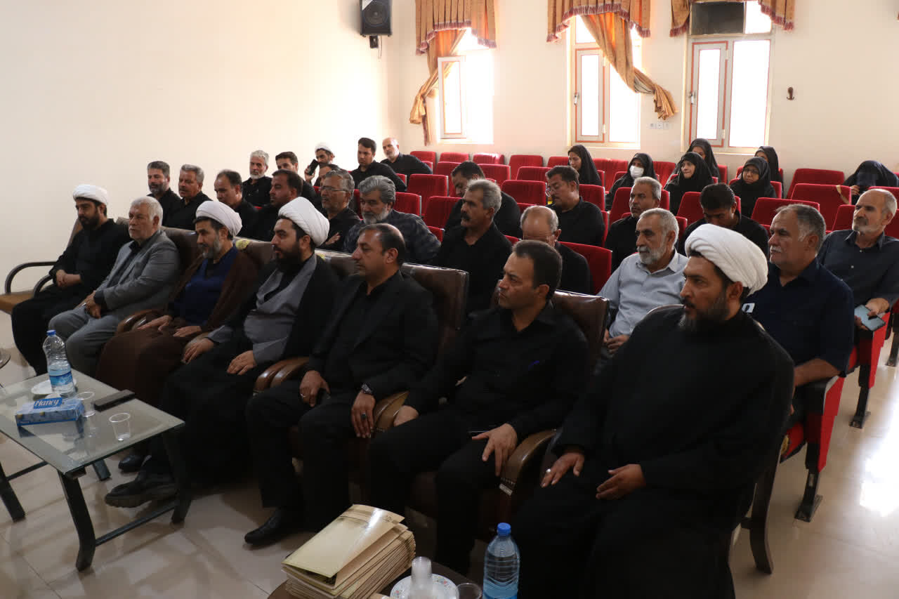 تصاویر/ همایش رؤسای هیئات مذهبی شهرستان راور