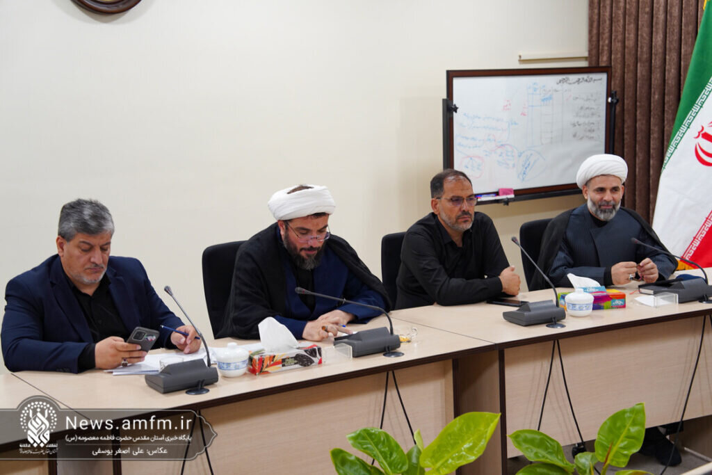 هماهنگی بخش‌های مختلف حرم مطهر برای برگزاری هرچه باشکوه‌تر مراسم تشییع رهبر