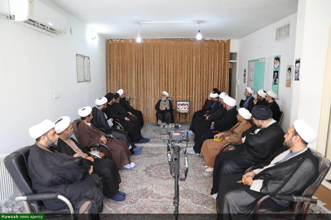 İhlas, Zahiri Çıkmazları Ortadan Kaldırır