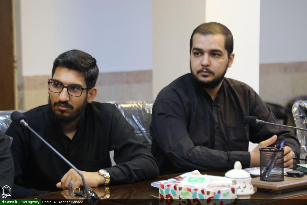نشست هماهنگی تیم خبر و رسانه خبرگزاری رسمی حوزه علمیه در استان یزد با موضوع اعزام به مراسم تشییع رهبر شهید برگزار شد + تصاویر