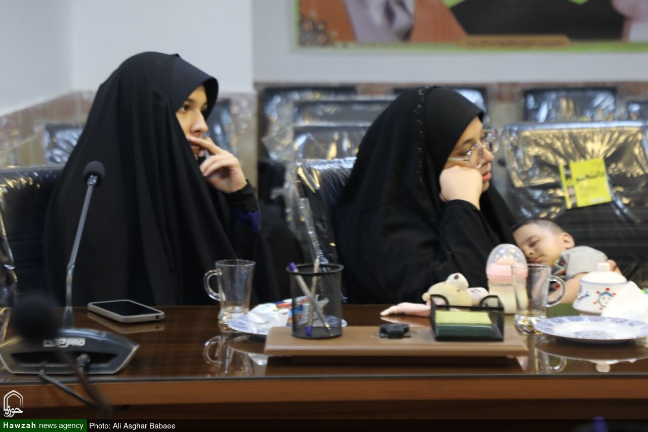 نشست هماهنگی تیم خبر و رسانه خبرگزاری رسمی حوزه علمیه در استان یزد با موضوع اعزام به مراسم تشییع رهبر شهید برگزار شد + تصاویر