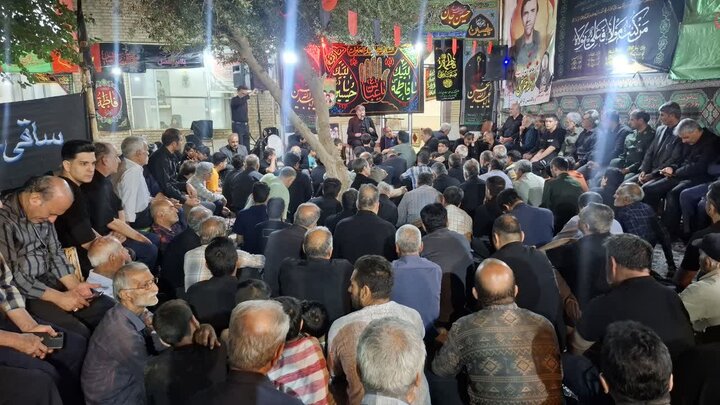 تصاویر/ مراسم سوگواری حضرت اباعبدالله الحسین (ع) در حسینیه روحانی شهید احمد خرمی