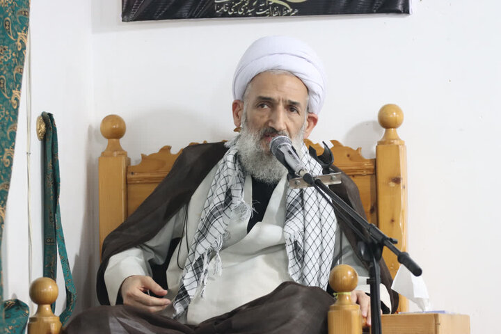 حضور نماینده ولی فقیه مازندران در مراسم سالگرد شهید مدافع وطن محمدطاهر قربانزاده
