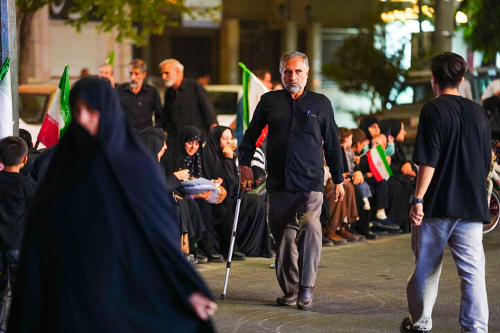 تصاویر/ تجمع باشکوه مردم نیروگاه قم در چله سوم شهادت قائد امت و شهدای جنگ رمضان
