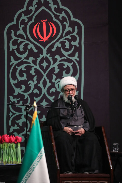 Photos/Cérémonie d’adieu au cercueil du dirigeant de la Révolution islamique près de l’Hosseinieh Imam Khomeiny