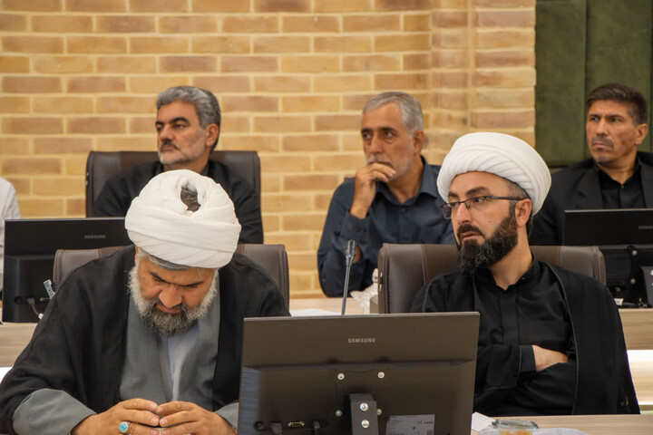 تصاویر | جلسه هماهنگی و همفکری هادیان سیاسی و مبلغین اعزامی استان زنجان با کاروان های بدرقه امام شهید