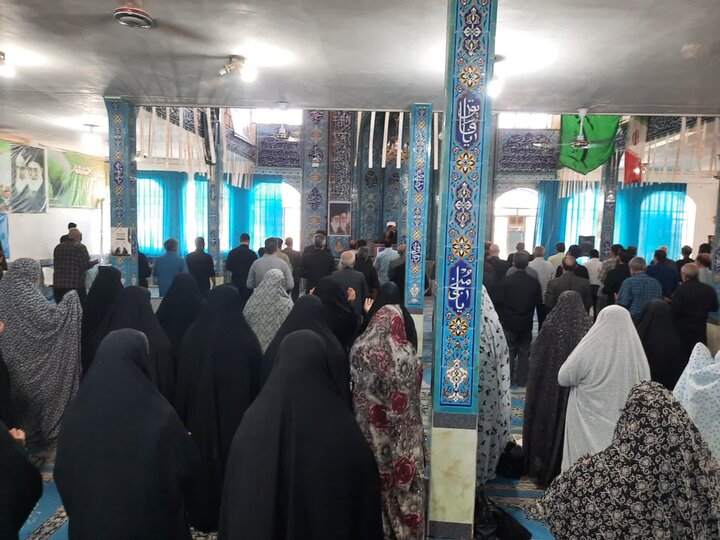 تصاویر/ آیین عبادی سیاسی نماز جمعه در شهرستان چرداول