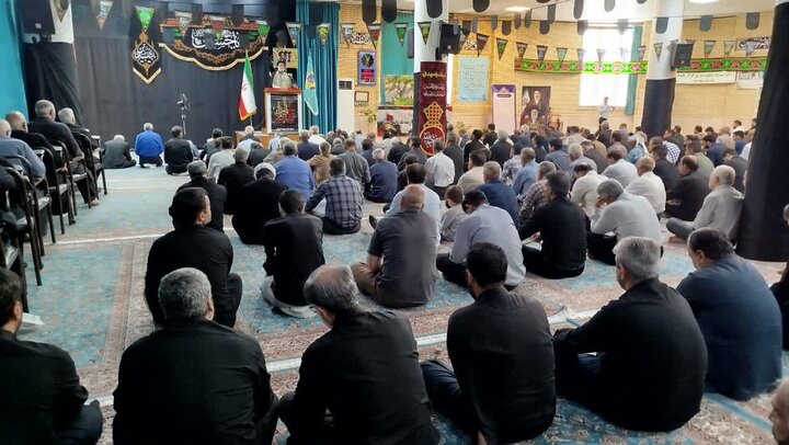 تصاویر/ اقامه نماز جمعه در شهرستان ایوان
